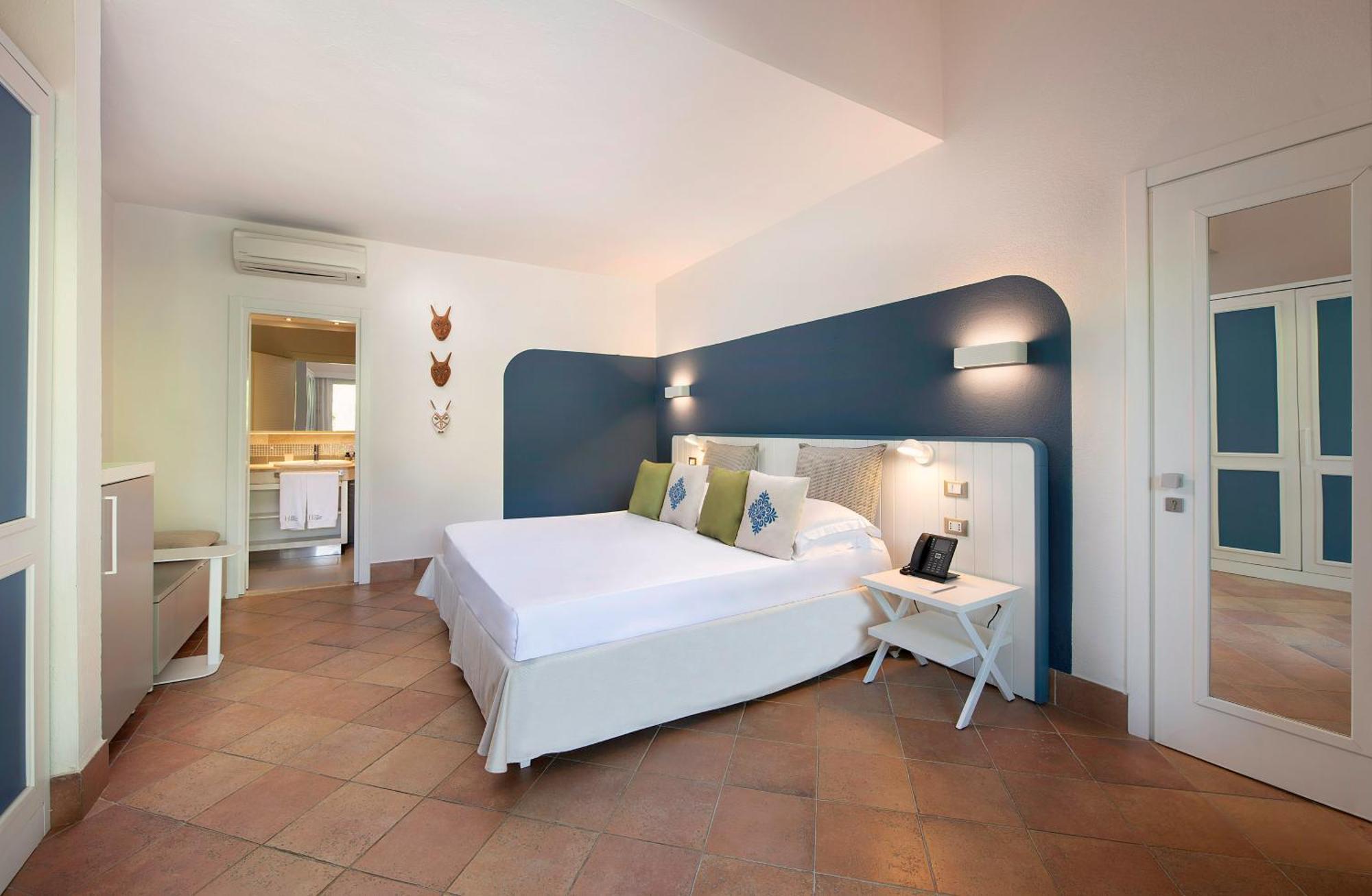 Chia Laguna - Hotel Village Room photo